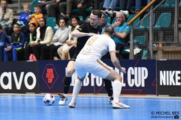 VNS United ten koste van Hovocubo naar bekerfinale