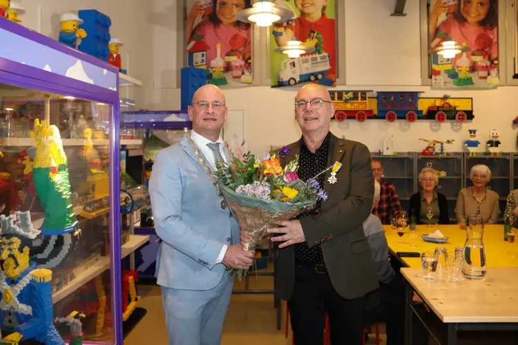 Koninklijke onderscheiding voor Hans Stuijfbergen