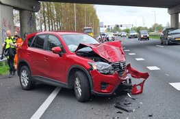 Één gewonde en drie auto's betrokken bij kop-staart botsing op de A7 bij Wognum