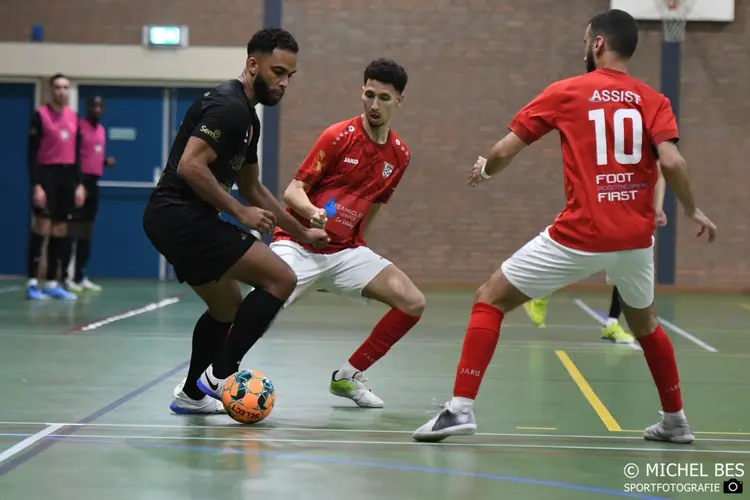 Hovocubo boekt solide zege op ZVV Eindhoven