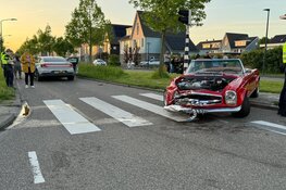 Oldtimer uit 1967 betrokken bij ongeluk in Zwaag