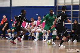 Hovocubo/Veerhuys verliest thuis en moet plaats in kampioensgroep bewerkstelligen in derby tegen FC Marlène