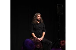 Van Oerol en Noorderzon Groningen naar Theater Het Pakhuis in Hoorn – 11-11-tour van Maarten van Norren en Eljakim van der Sande