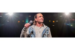 Cabaretier Cristian Pielich speelt persoonlijke show NU in Theater Het Pakhuis in Hoorn