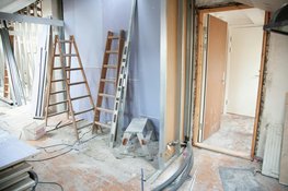 Het opruimen van schoonpuin in Hoorn: Hoe pak je het aan?