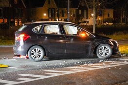 Botsing met veel schade op Paaldijk in Zwaag
