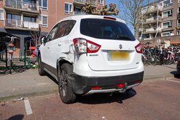 Aanrijding op Betje Wolffplein in Hoorn
