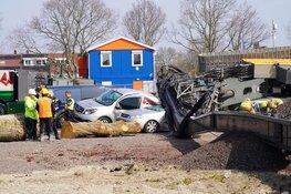 Heimachine omgevallen op bouwplaats in Hoorn
