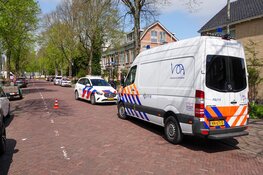 Fietsster zwaargewond na botsing met bezorgfiets in Hoorn
