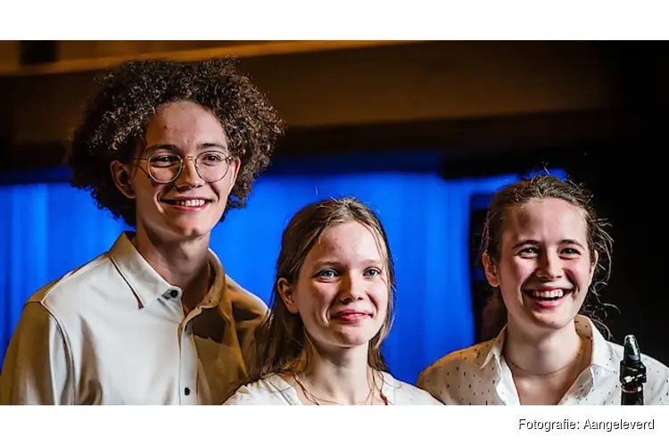 Backer Trio in Het Park op zondagochtend 18 mei a.s.