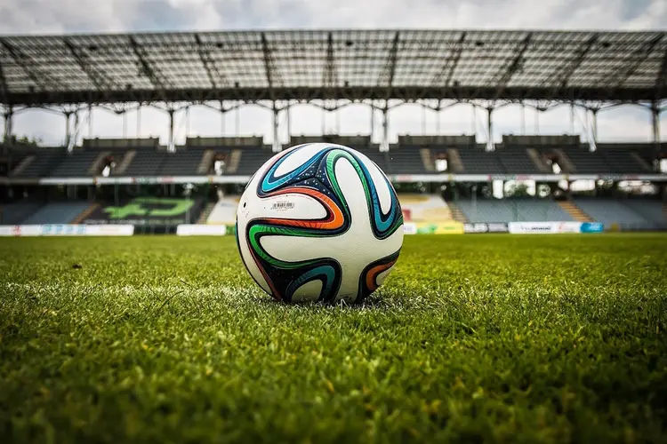 De opkomst van virtuele sporten en eFootball in lokale clubs