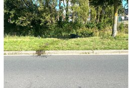 Motorrijder te water in Blokker