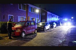 Politie blust beginnende autobrand in Hoorn