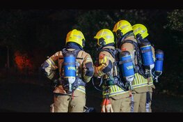 Ondergrondse stroomkabel vliegt in brand bij laadpaal