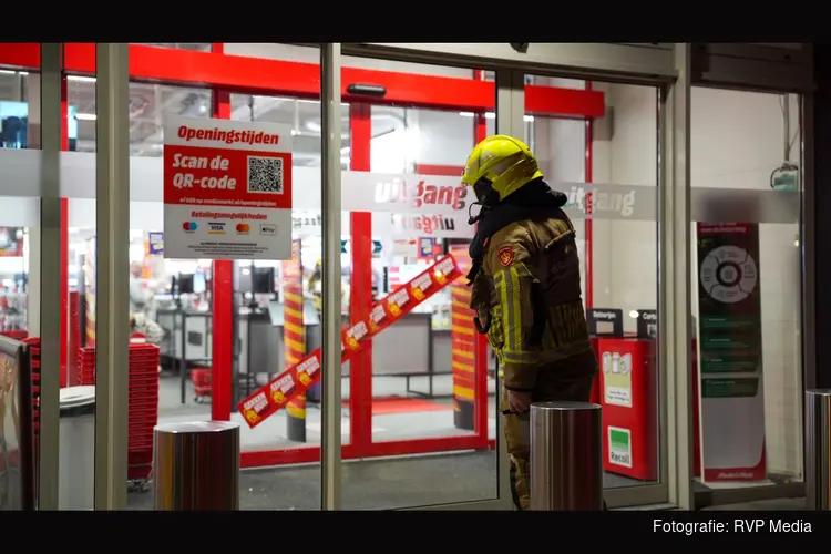 Mediamarkt Hoorn ontruimd na gaslucht