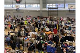 Vlooienmarkt Hoorn: schatzoeken in sporthal De Kreek