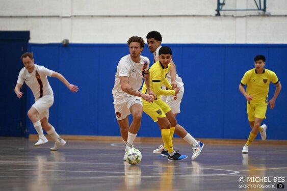 Remise bij HV Hoorn - Be '79