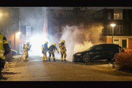 Auto door brand verwoest in Kersenboogerd