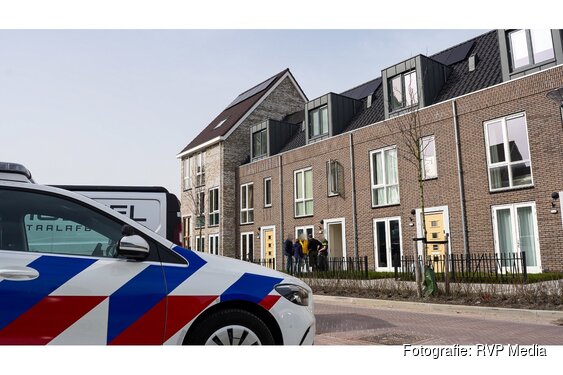 Politie treft restanten van hennepkwekerij aan in woning in Zwaag