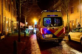 Politie moet ingrijpen na grote vechtpartij in Hoorn, één gewonde