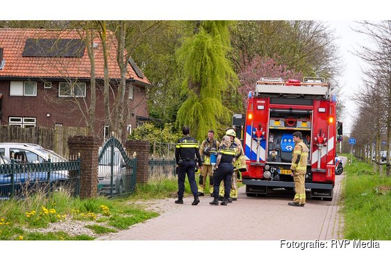 Caravanbrand blijkt kampvuurtje in achtertuin in Hoorn