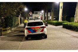 Explosie bij voordeur woning aan de Plantage in Blokker
