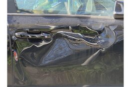 Wielrenner gewond na aanrijding met auto in Scharwoude