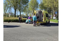 Wielrenner gewond na aanrijding met auto in Scharwoude