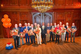 15 Koninklijke onderscheidingen in Hoorn