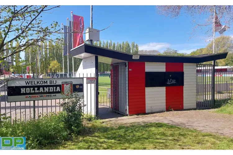 Opnieuw zeperd voor Hollandia in thuiswedstrijd, HBC wint met 0-3