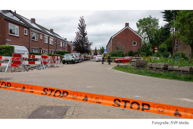 Politie start strafrechtelijk onderzoek nadat asbest vrij kwam tijdens graafwerkzaamheden in woonwijk Hoorn