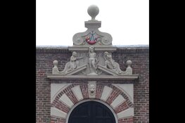 Poortjeswandeling door de binnenstad van Hoorn