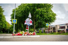 Bloemenzee voor 13-jarige Ajax-fan Finn die omkwam bij ongeluk Hoorn