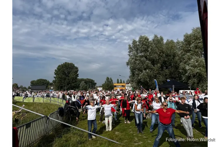 Hoorn Wandelt tegen kanker brengt recordbedrag van € 55.555 op!