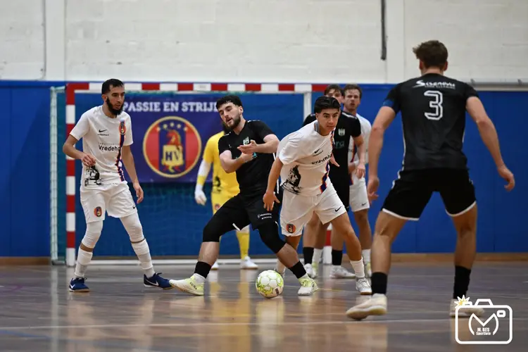 HV Hoorn wint met negenklapper van HZV