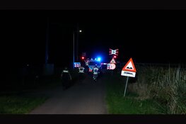 Grootschalige inzet hulpdiensten na vermoedelijke aanrijding op spoor bij Oudendijk