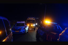Grootschalige inzet hulpdiensten na vermoedelijke aanrijding op spoor bij Oudendijk