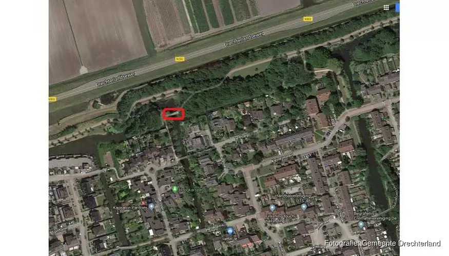 Vervangen voetgangersbrug achter de Kosterij
