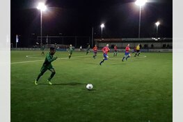 Hollandia strandt na strafschoppen in bekertoernooi