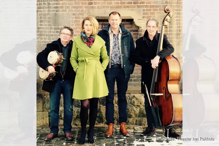 Muzikale voorstelling van Frazz uit Amsterdam