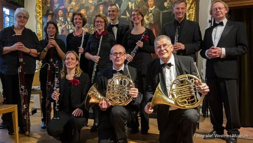 Ensemble Excelsior in schutterijzaal Westfries  Museum
