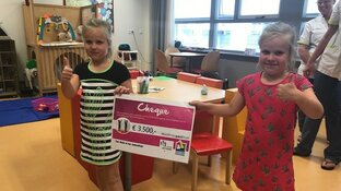 Vloggende tweeling (7) haalt geld op voor metamorfose voor Westfriesgasthuis in Hoorn