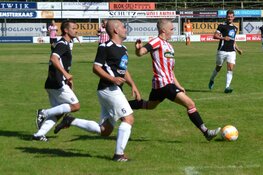 Hollandia overtuigt tijdens seizoensouverture